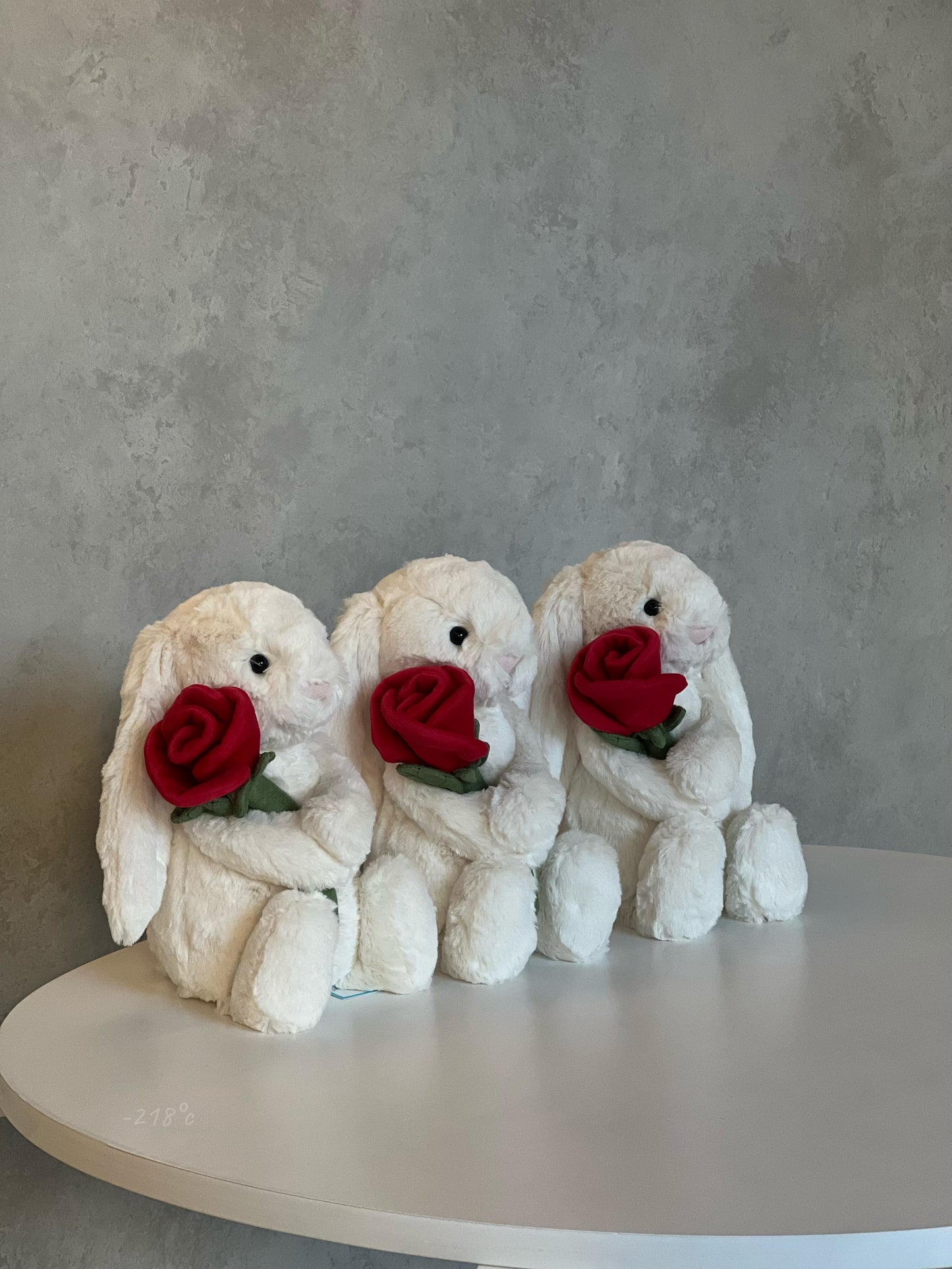 Jellycat Bunny With Rose白兔抱玫瑰花🌹