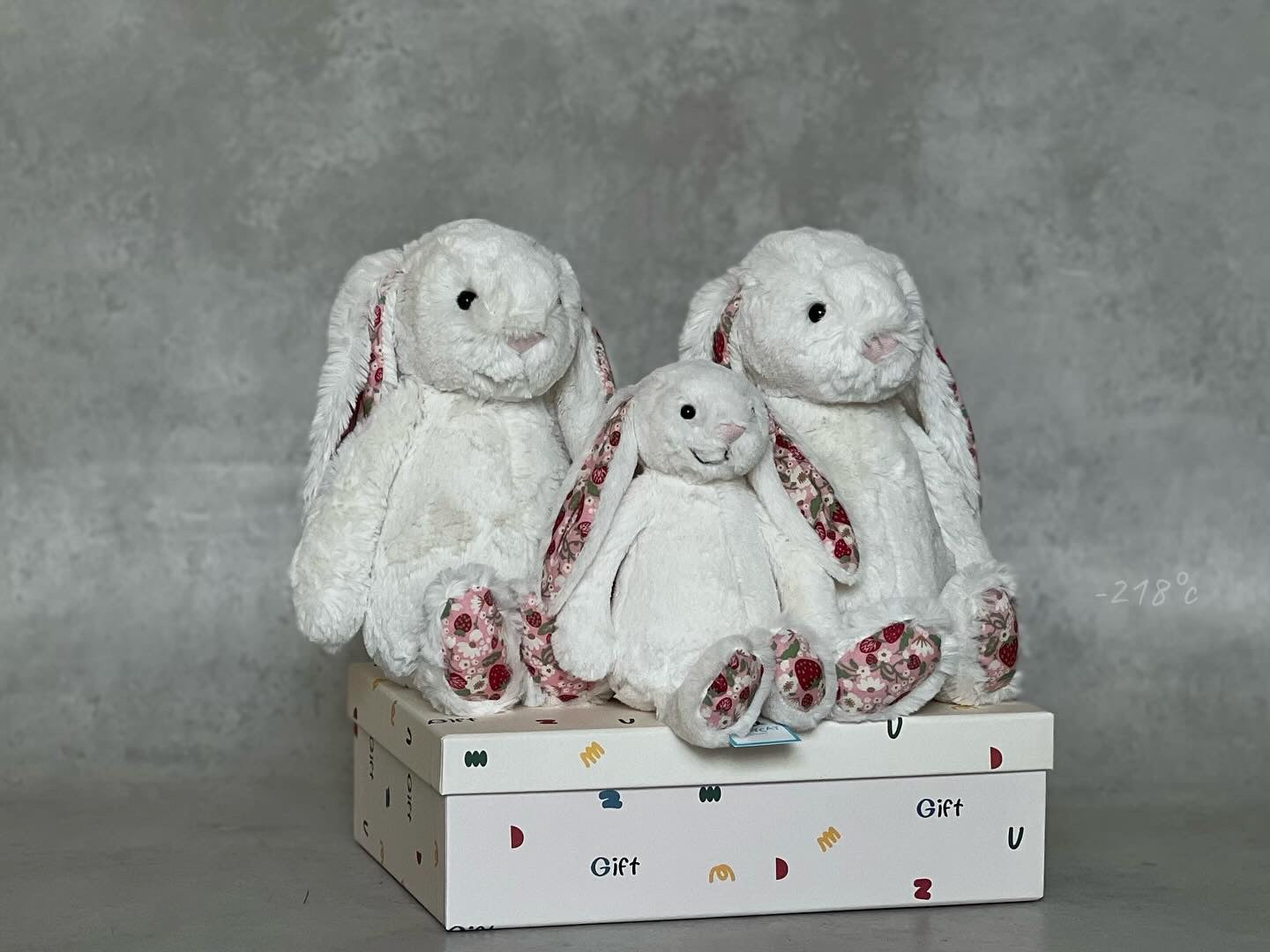 【現貨】Jellycat Strawberry Bunny草莓牛奶兔🐰