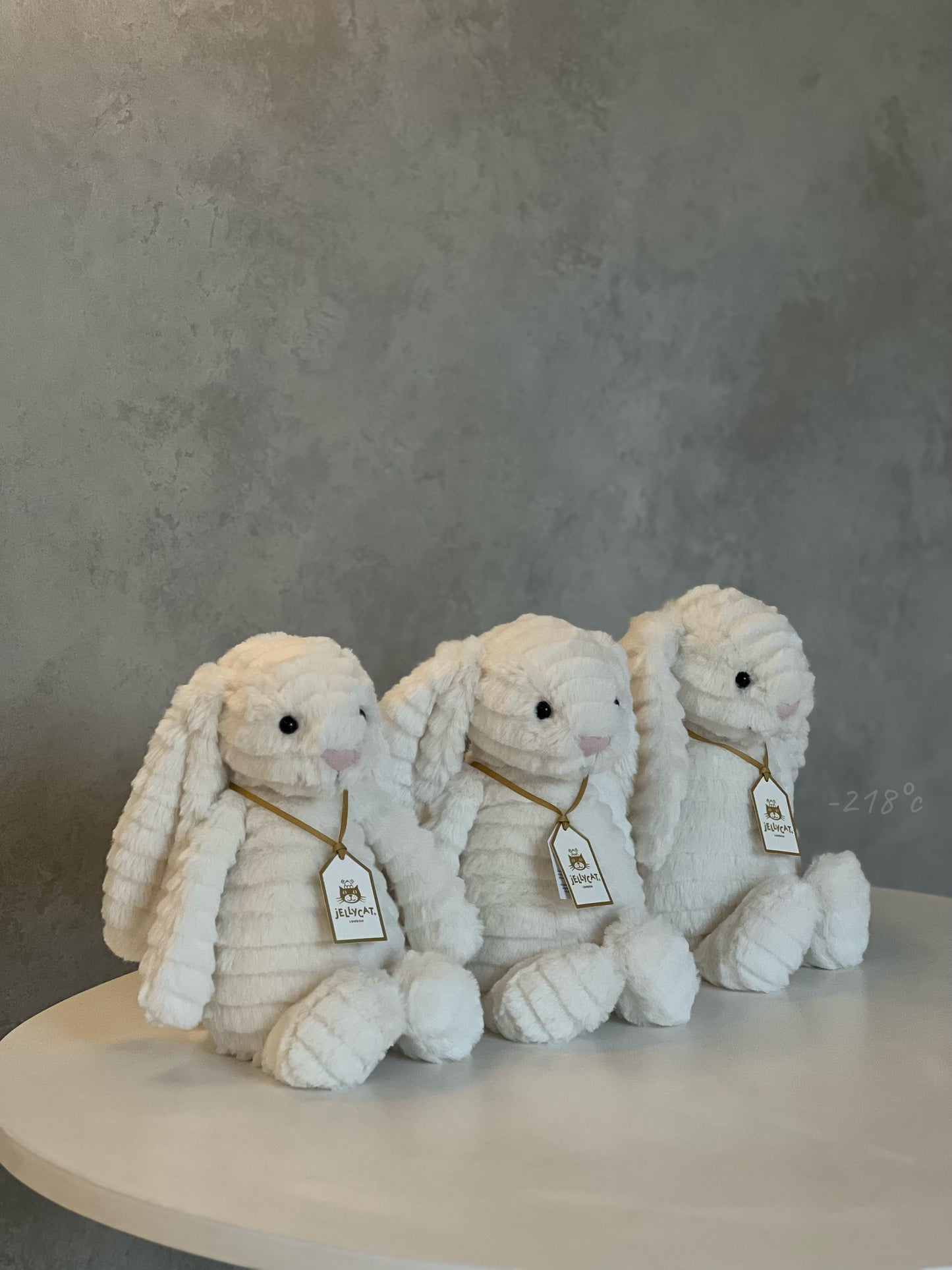 【現貨】
Jellycat Bashful Luxe Bunny Nimbus金標米其林兔