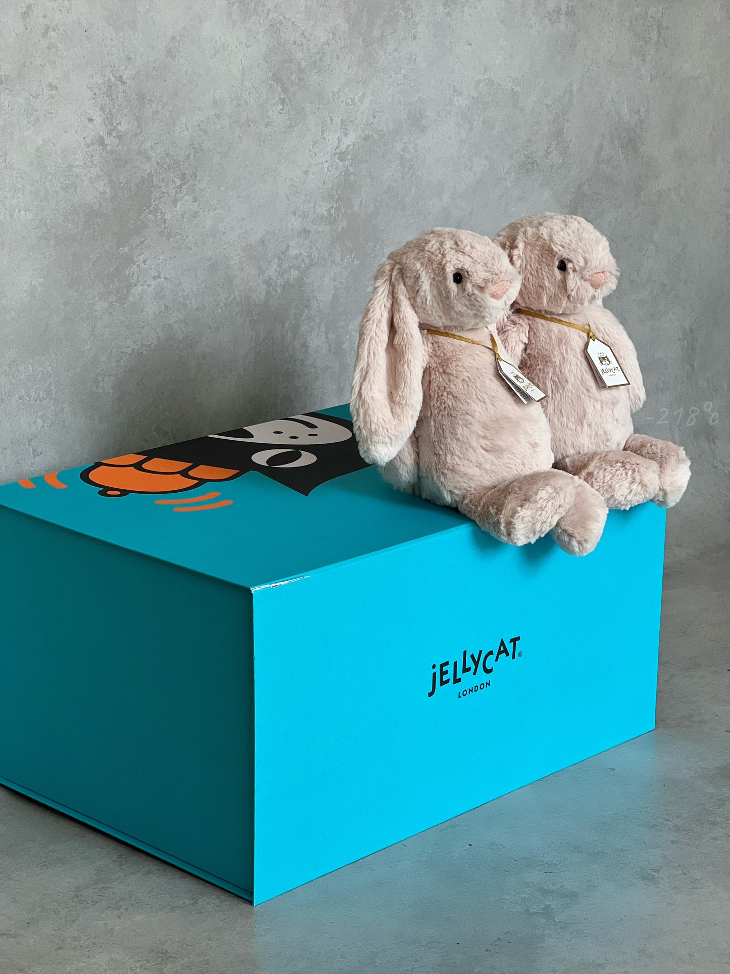 【現貨】
JELLYCAT Bunny medium luxe奢華致臻(willow)