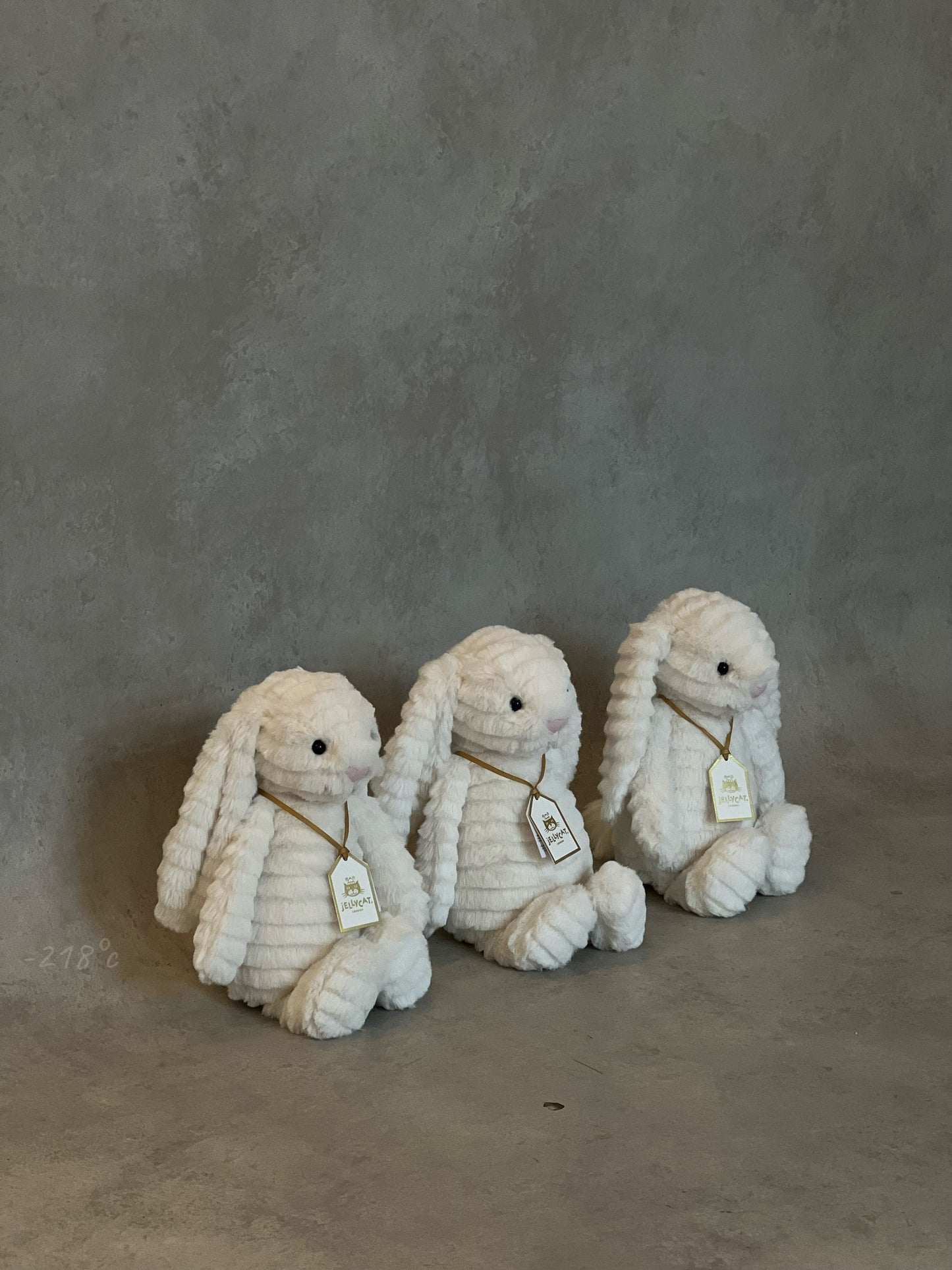 【現貨】
Jellycat Bashful Luxe Bunny Nimbus金標米其林兔