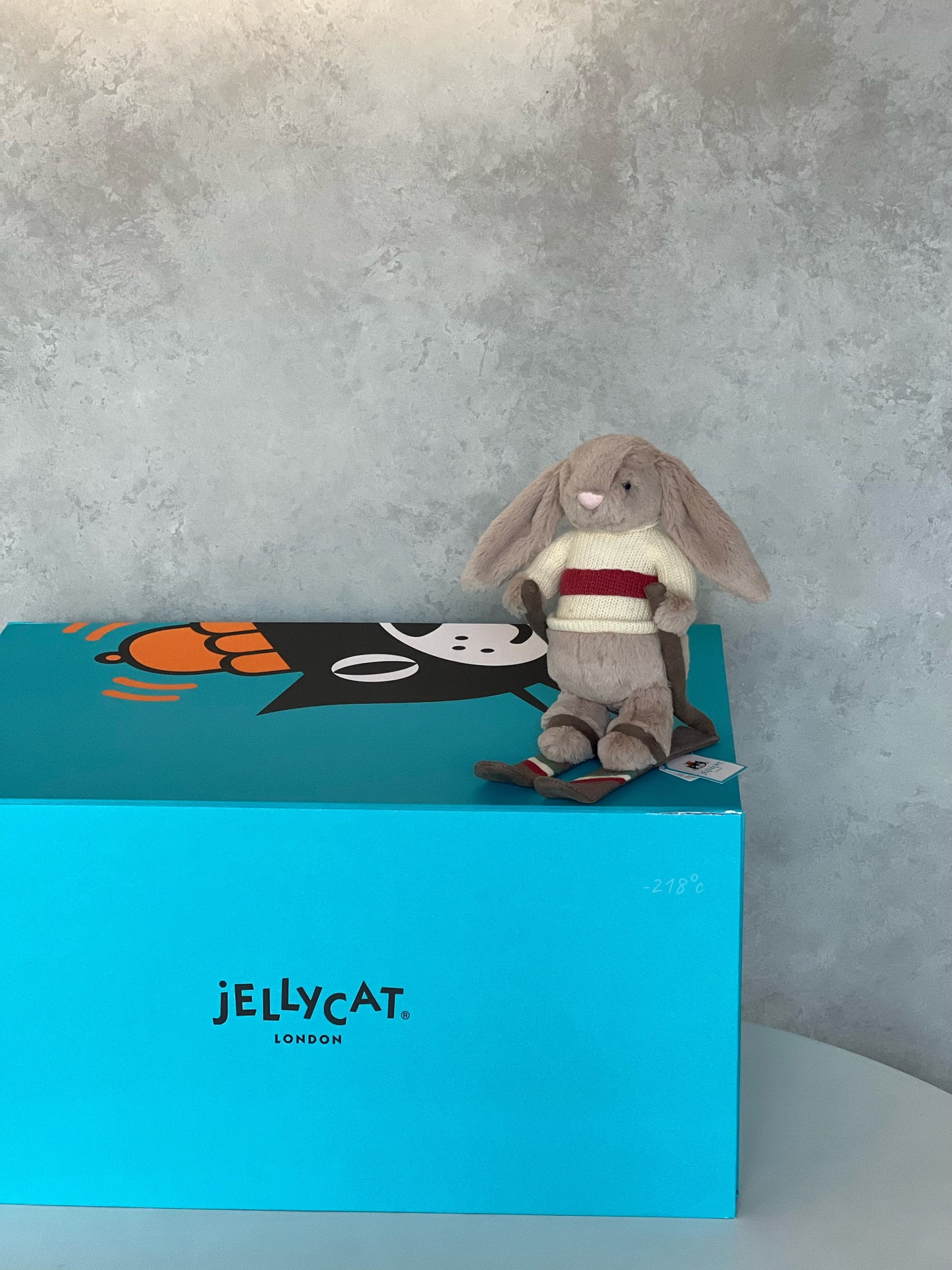 【現貨】
Jellycat Bashful Bunny Gold Medal Ski Outfit奧運滑雪兔兔🎿