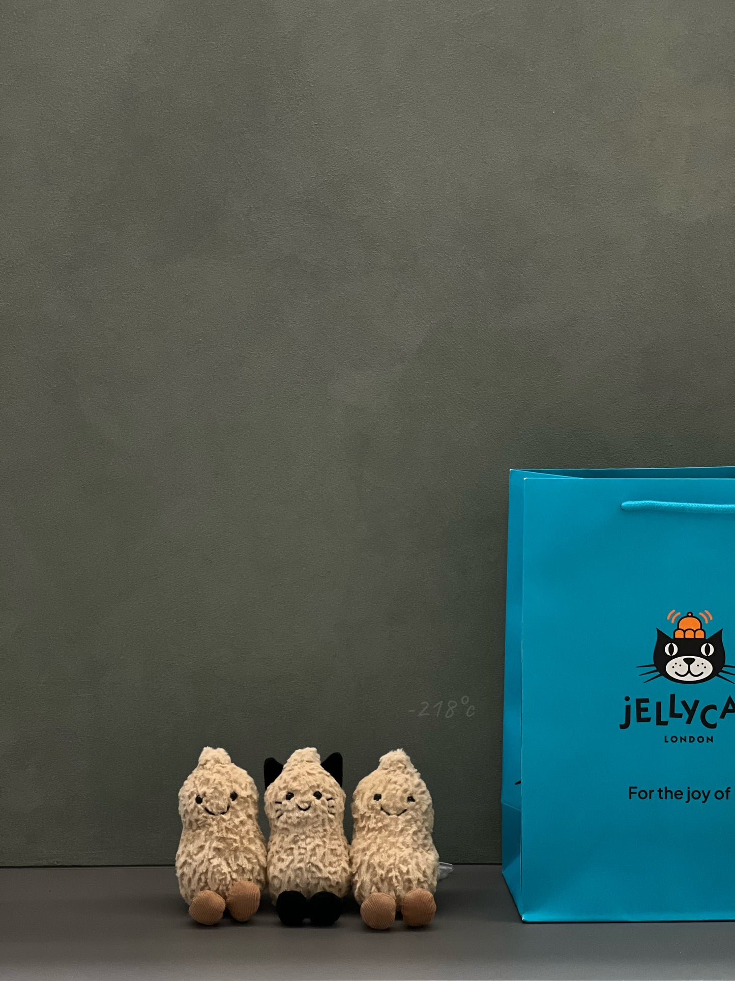 【現貨】
Jellycat Amuseables Peanut Cat Outfit萬聖花生貓咪